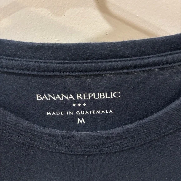 Banana Republic Navy Short Sleeve Tee - Picture 2 of 3